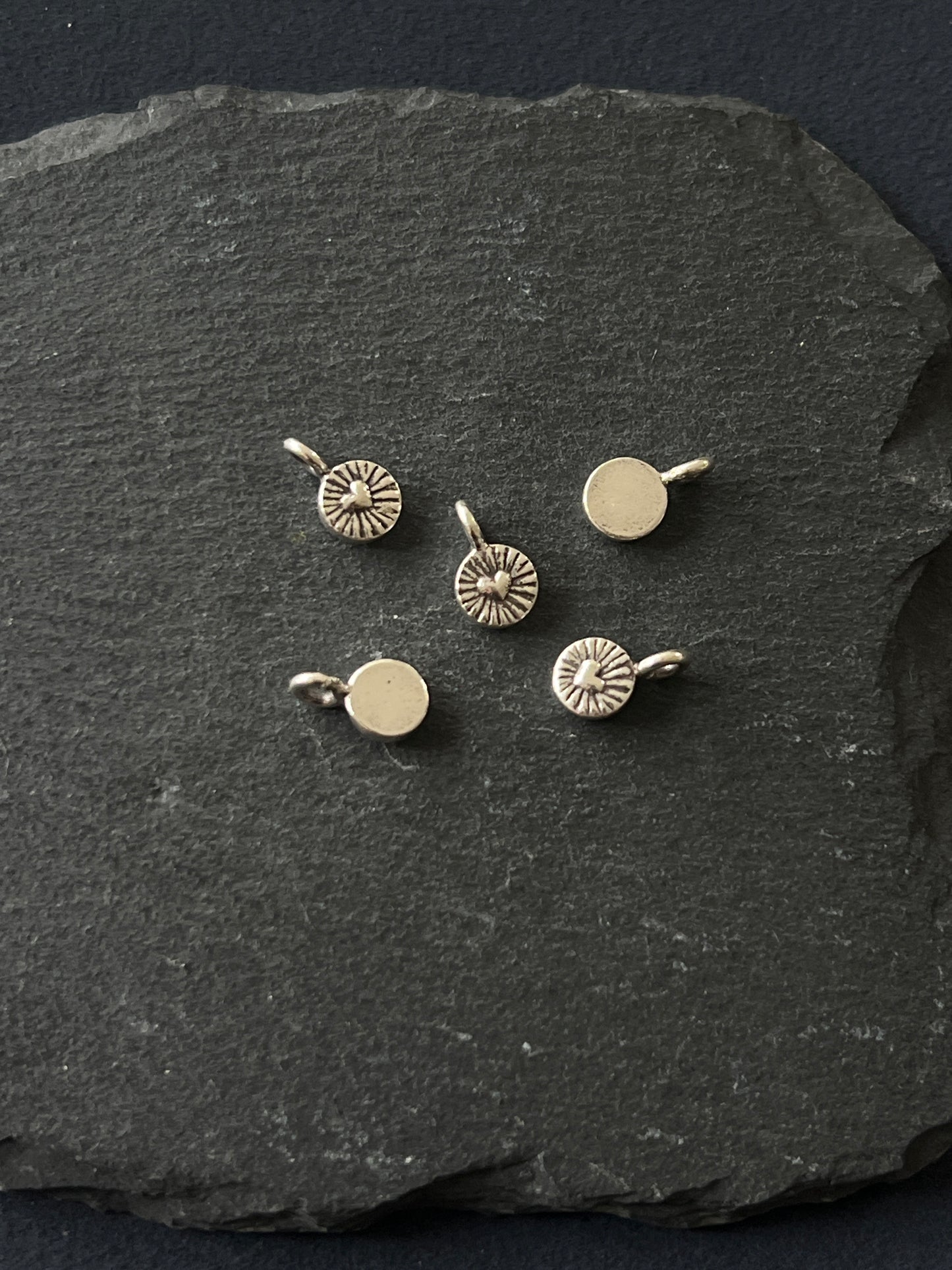 1個 カレンシルバー チャーム ハート 11×6.5×2.5mm