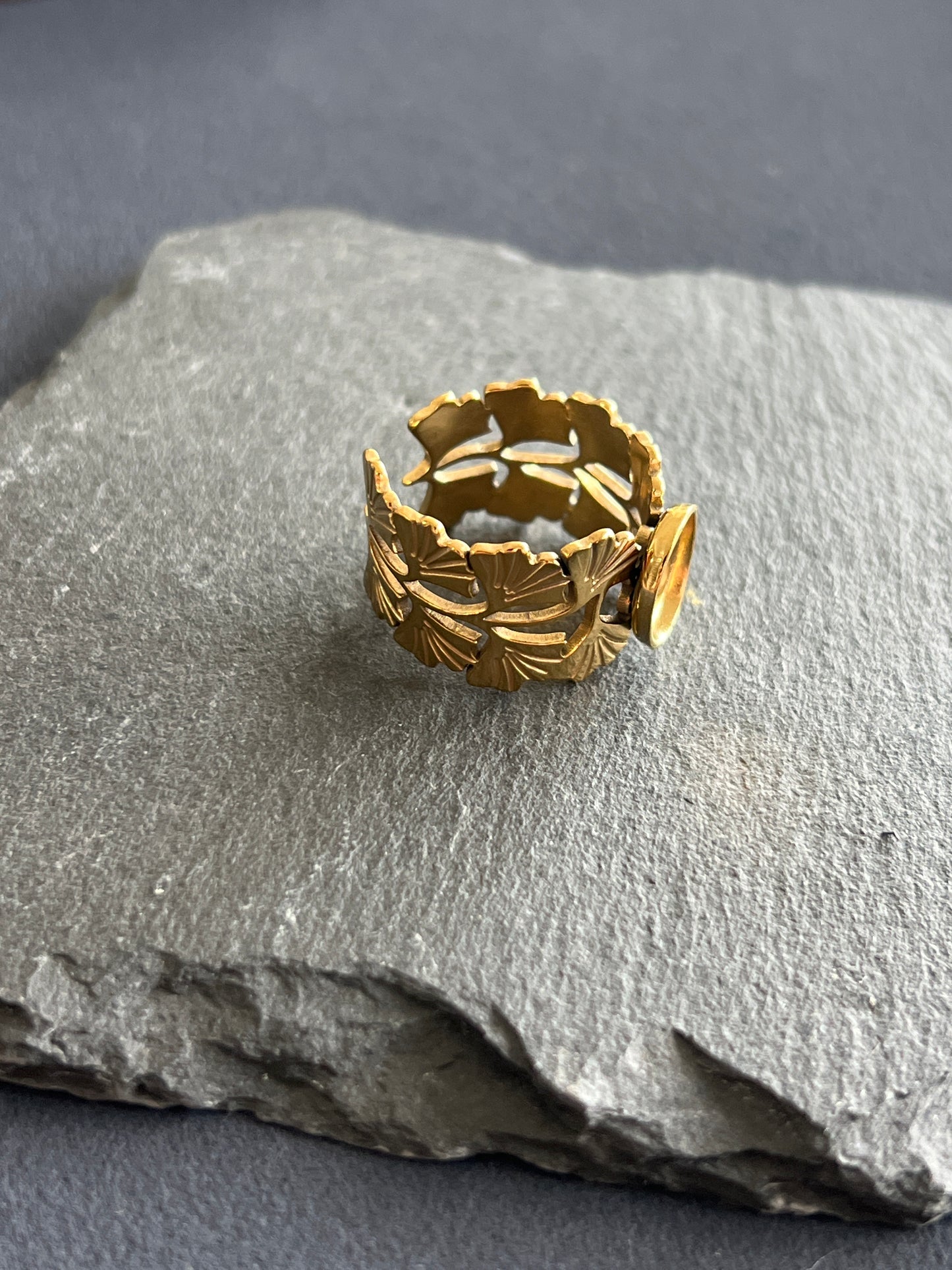 1個 リング空枠 ステンレススチール 皿10×8mm 15号 調整可