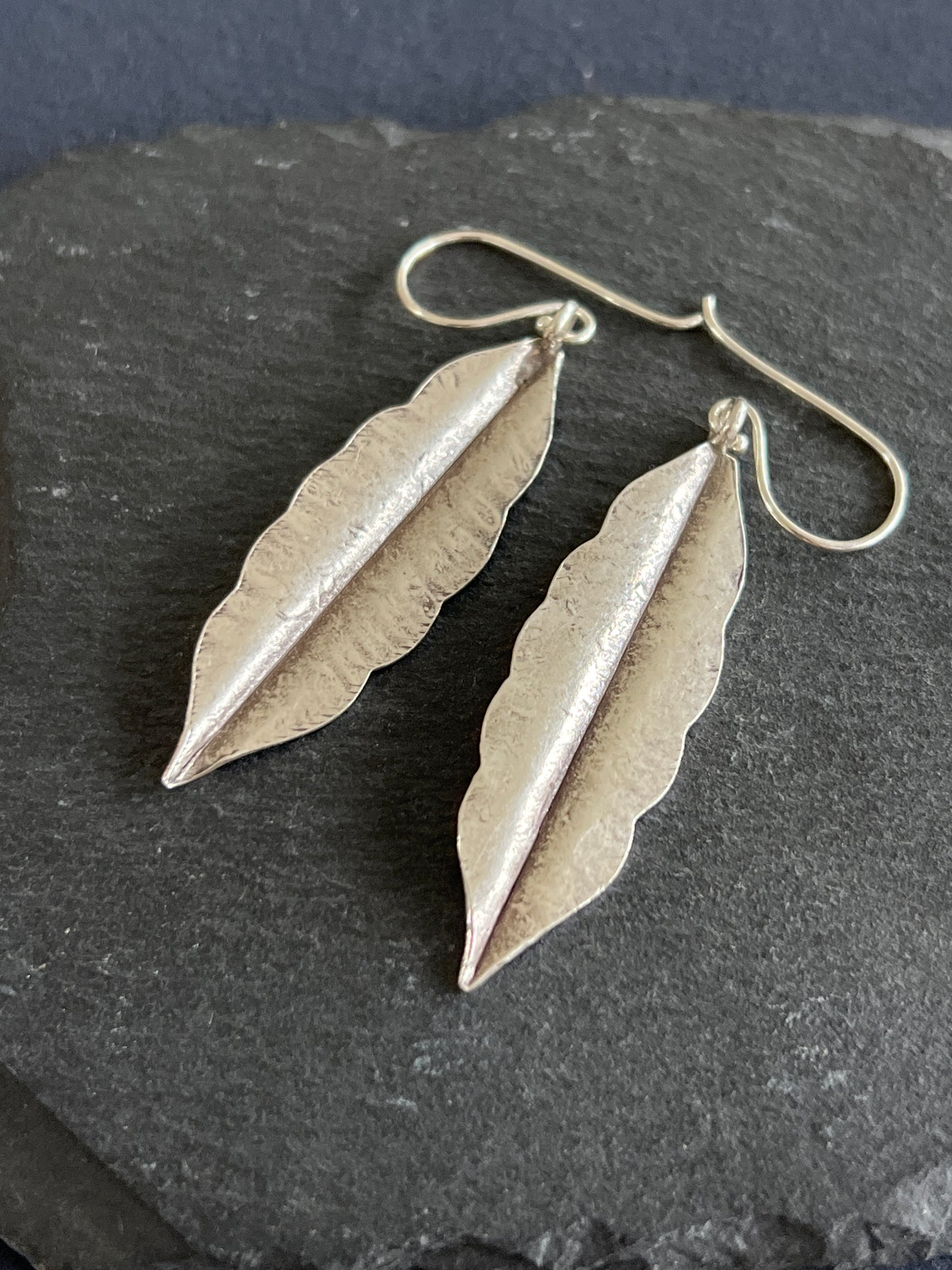 カレンシルバー フックピアス リーフ 約48×14mm(フック含まないサイズ)