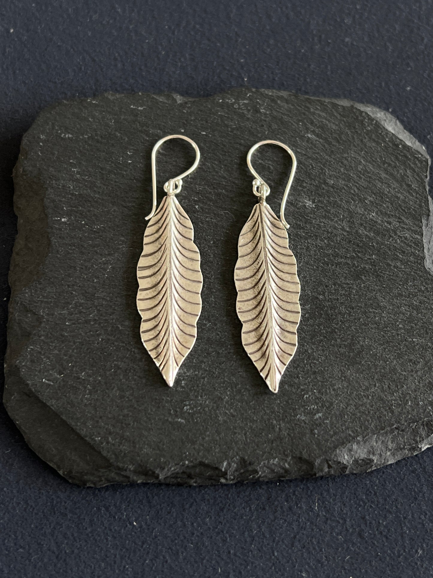 カレンシルバー フックピアス リーフ 約48×14mm(フック含まないサイズ)