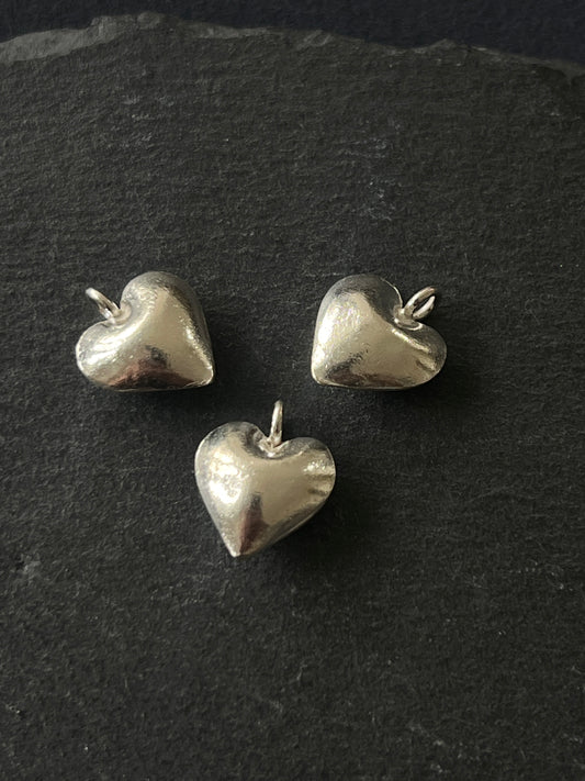 1個 カレンシルバー チャーム ハート 16.5×13.5×7mm
