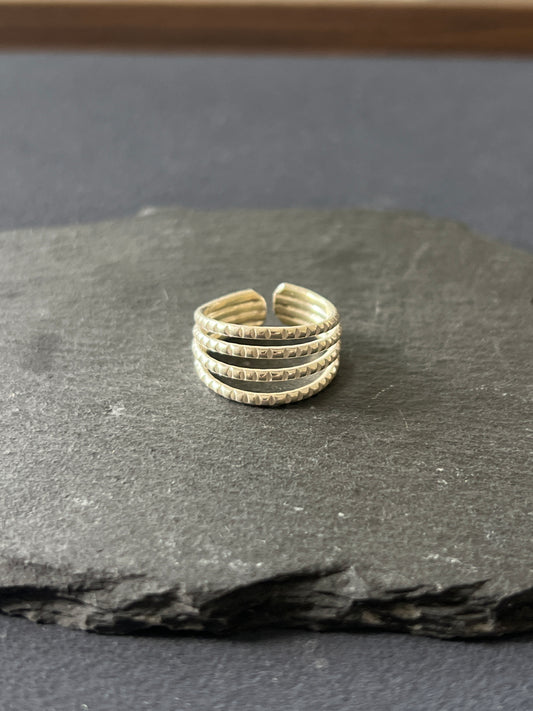 カレンシルバー リング 約10×20mm サイズ調整可