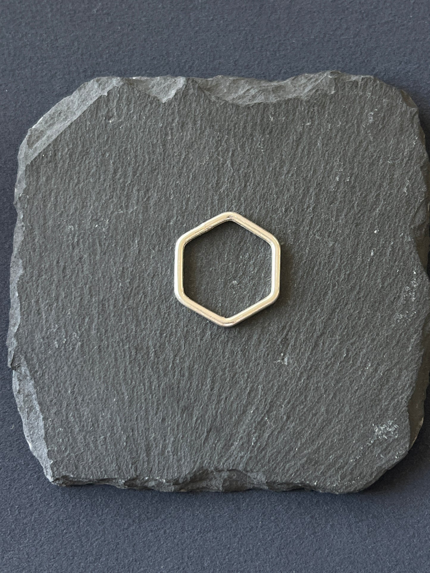 カレンシルバー リング 六角 約2.1×2.1mm