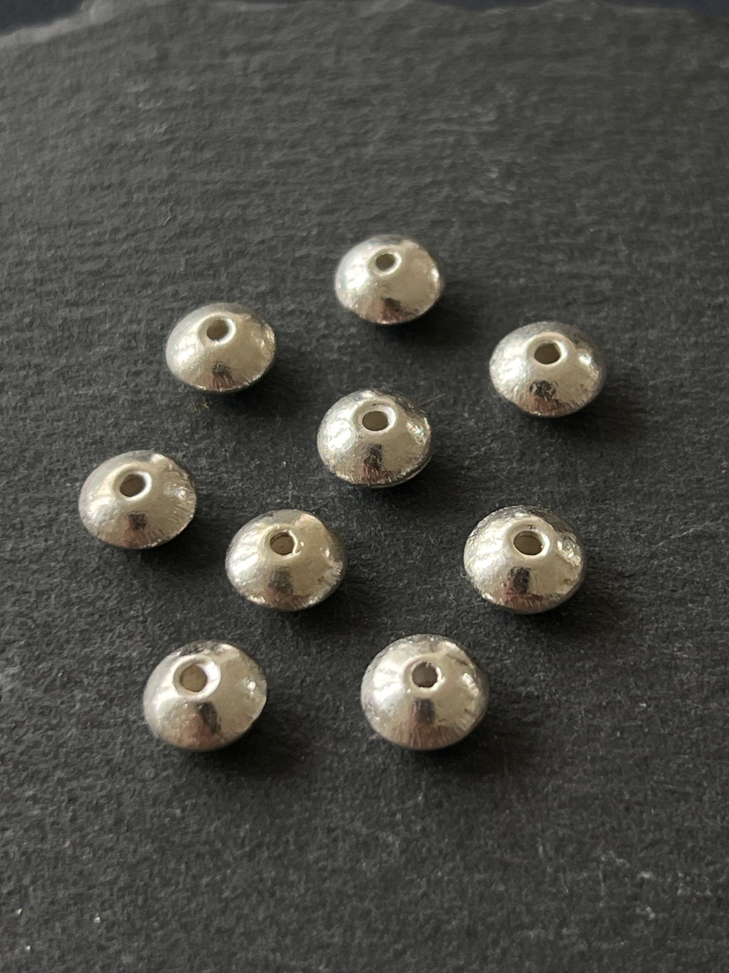 1個 カレンシルバー 貫通パーツ 8×4mm