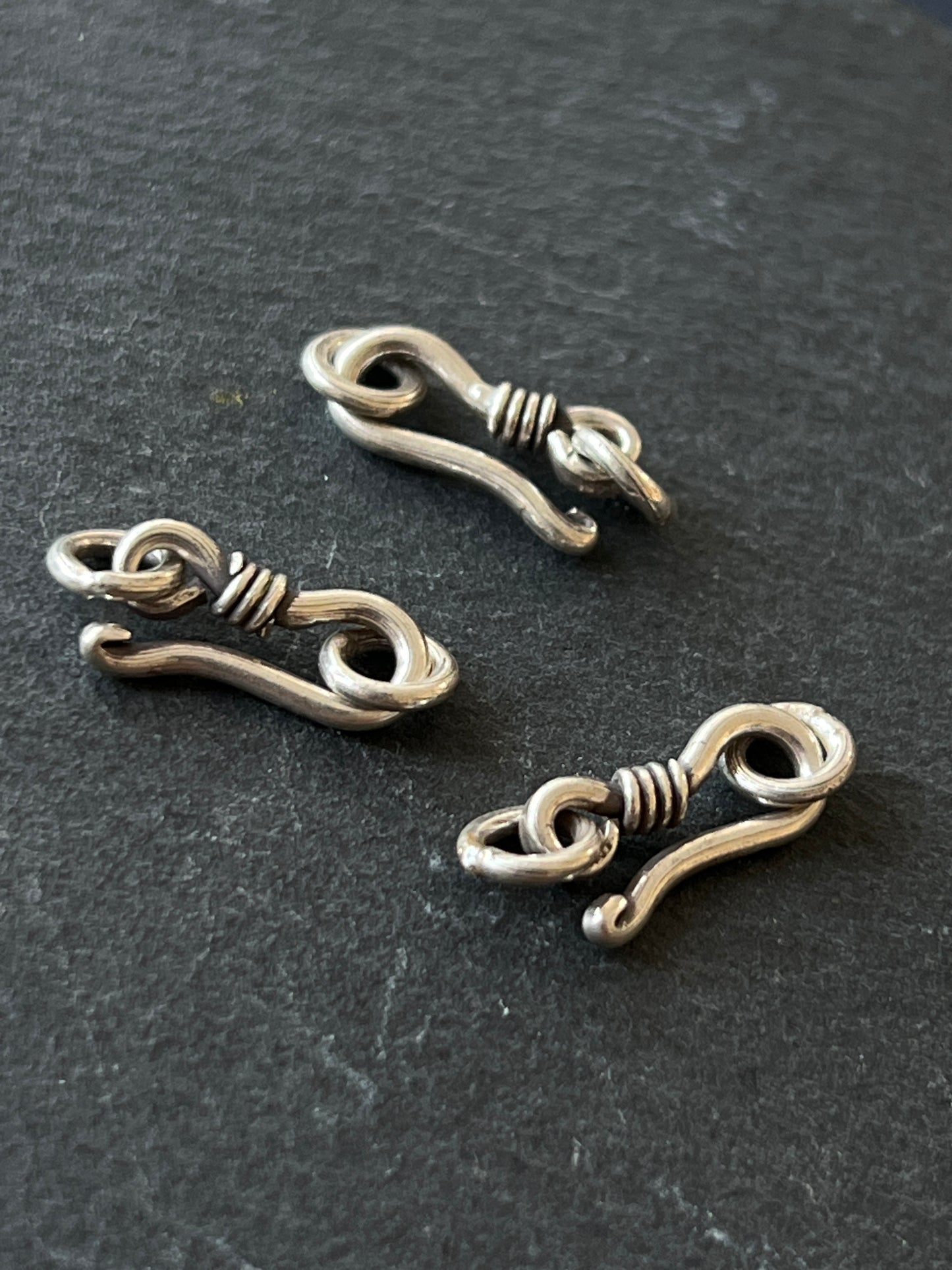 1個 カレンシルバー フック 15×6.5mm