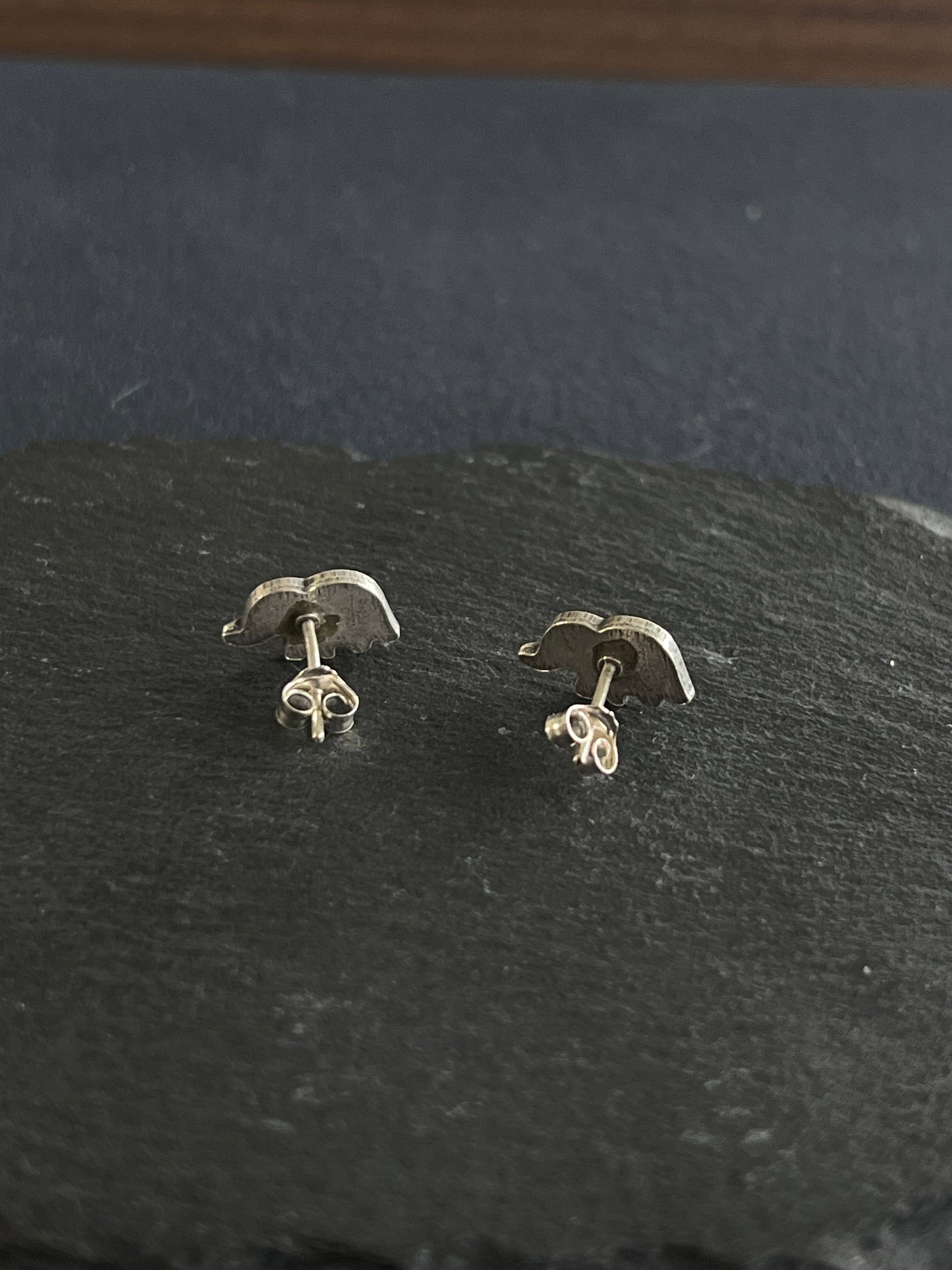 カレンシルバー スタッドピアス 象 約13×7.5×長さ13mm