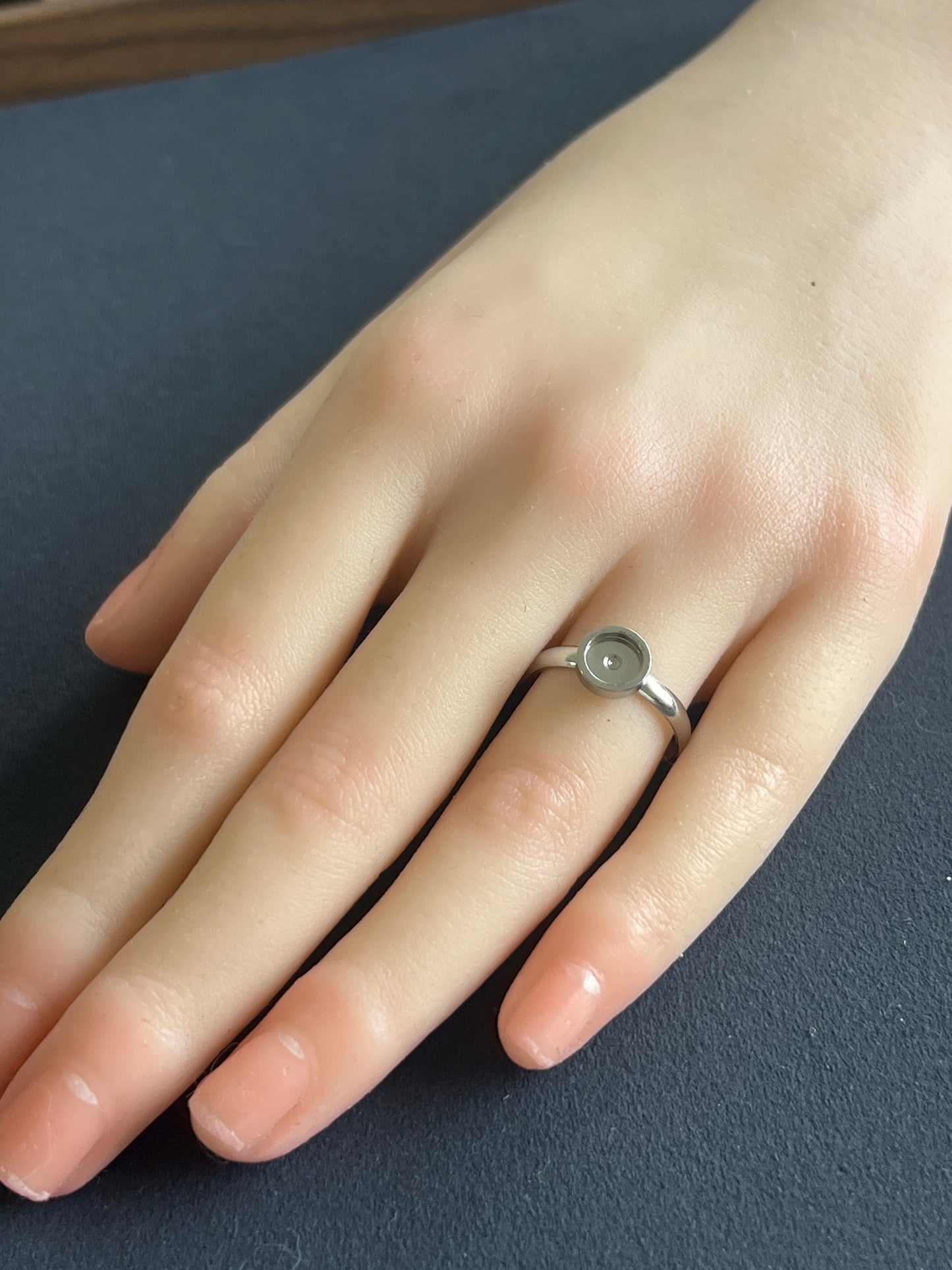 5個 リング空枠 ステンレススチール 皿6mm 約13号 調整可