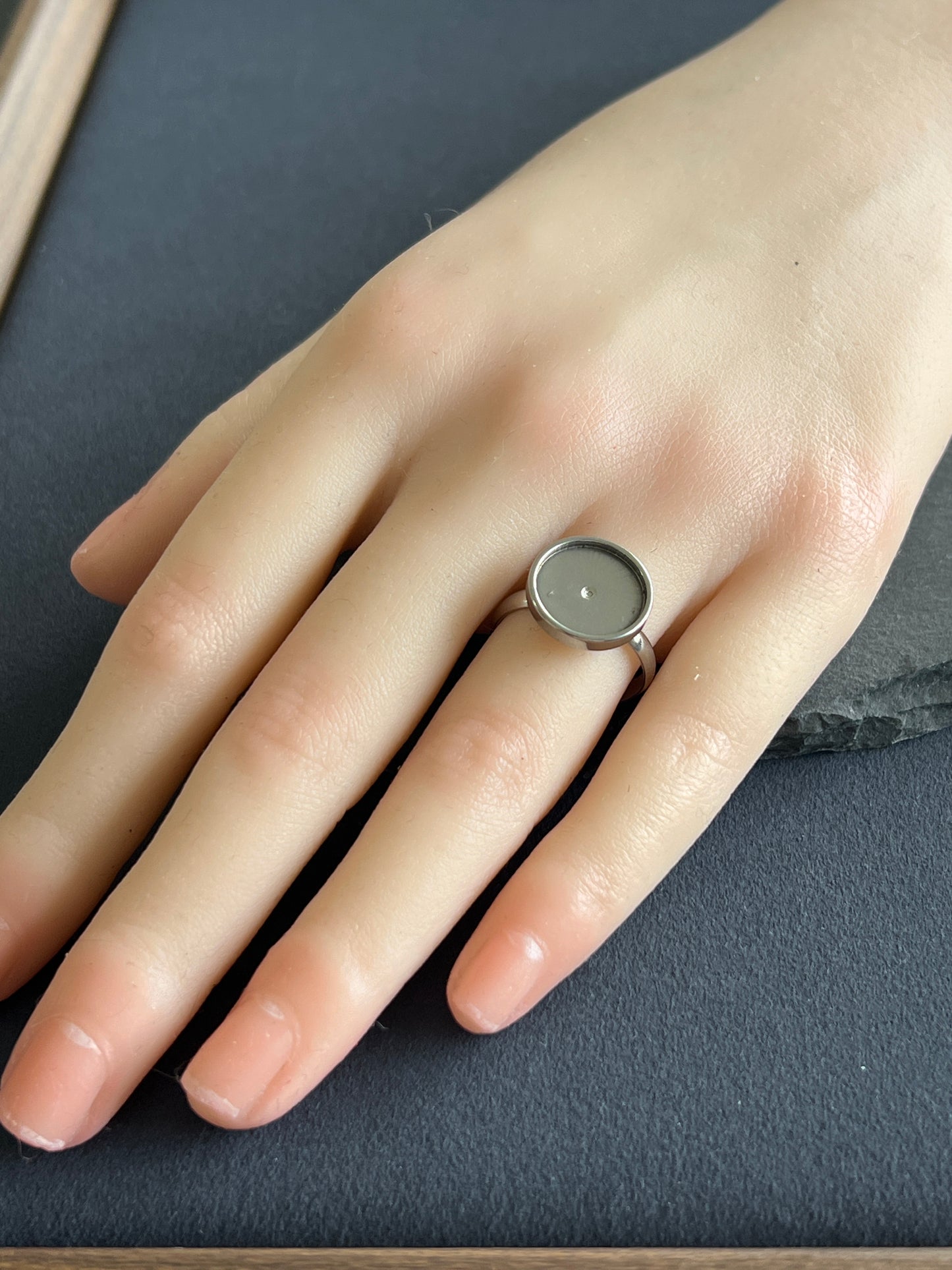 5個 リング空枠 ステンレススチール 皿12mm 約13号 調整可