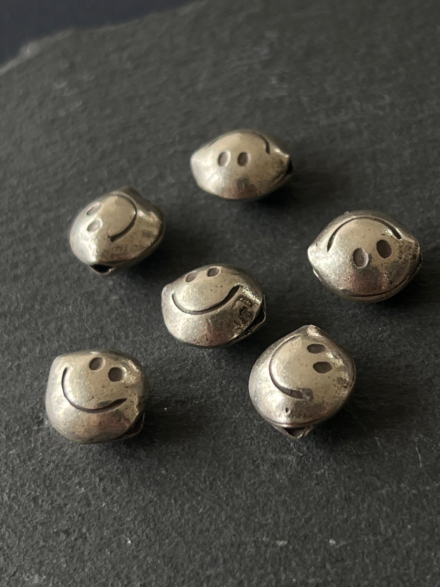 1個 カレンシルバー 貫通パーツ 12×11×7mm