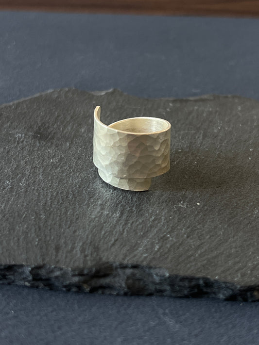 カレンシルバー リング 約18×20mm サイズ調整可