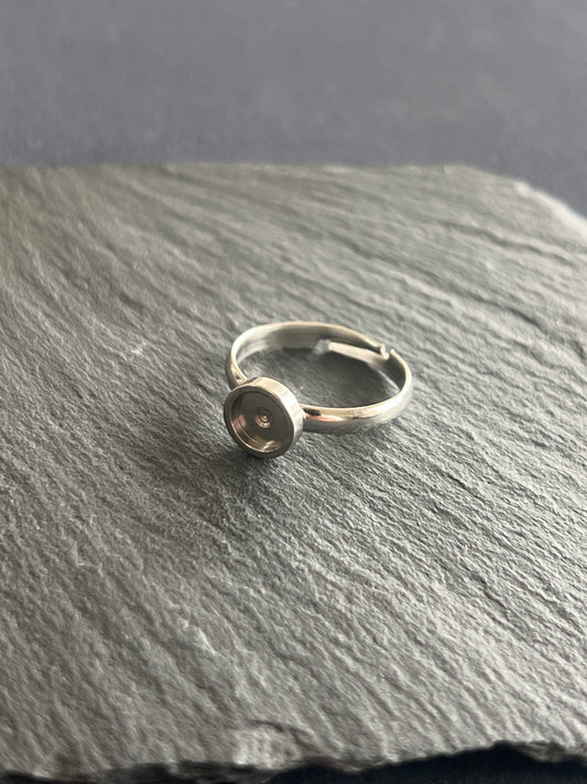 5個 リング空枠 ステンレススチール 皿6mm 約13号 調整可