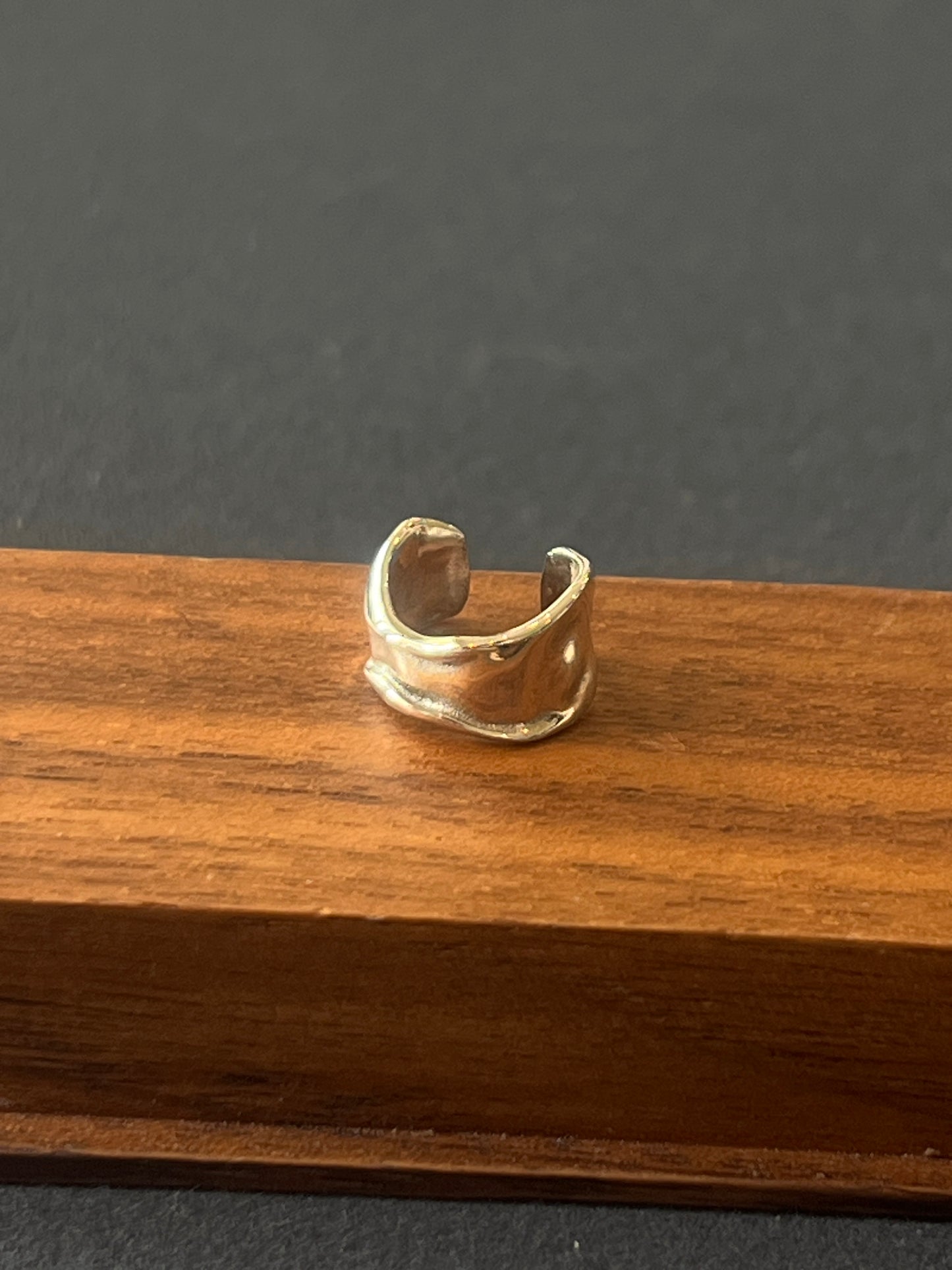シルバー925 イヤーカフ 10×6×1mm