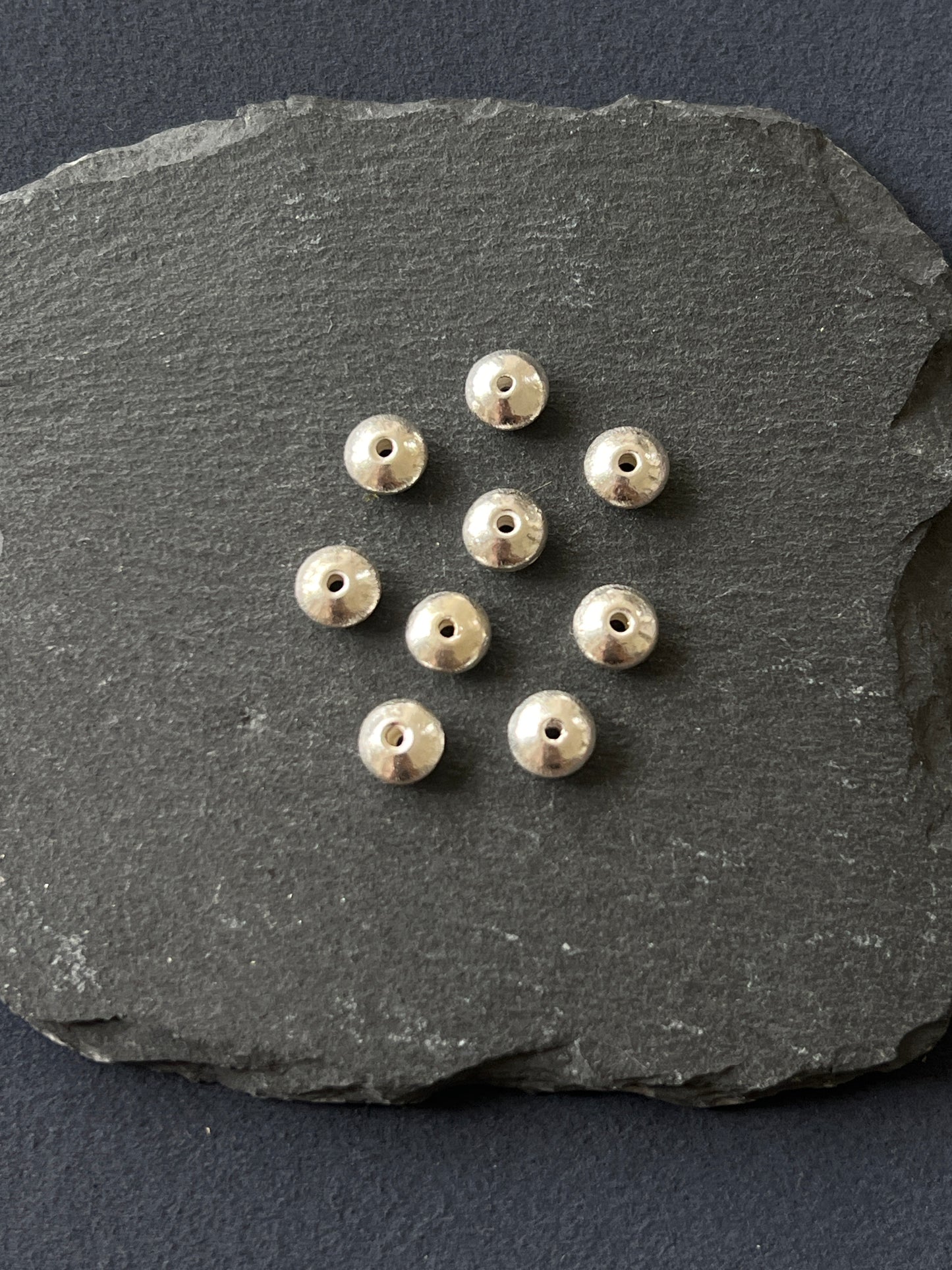 1個 カレンシルバー 貫通パーツ 8×4mm