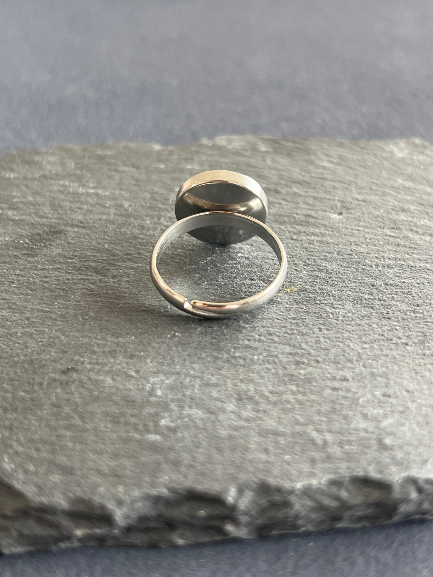 5個 リング空枠 ステンレススチール 皿12mm 約13号 調整可