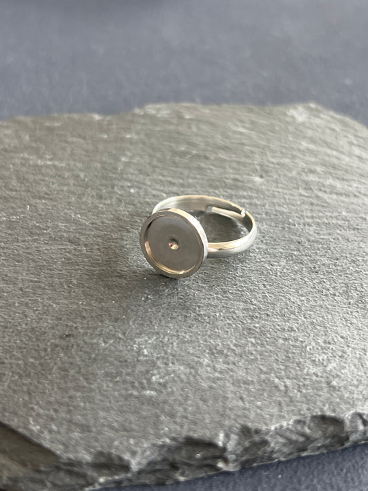 5個 リング空枠 ステンレススチール 皿10mm 約13号 調整可