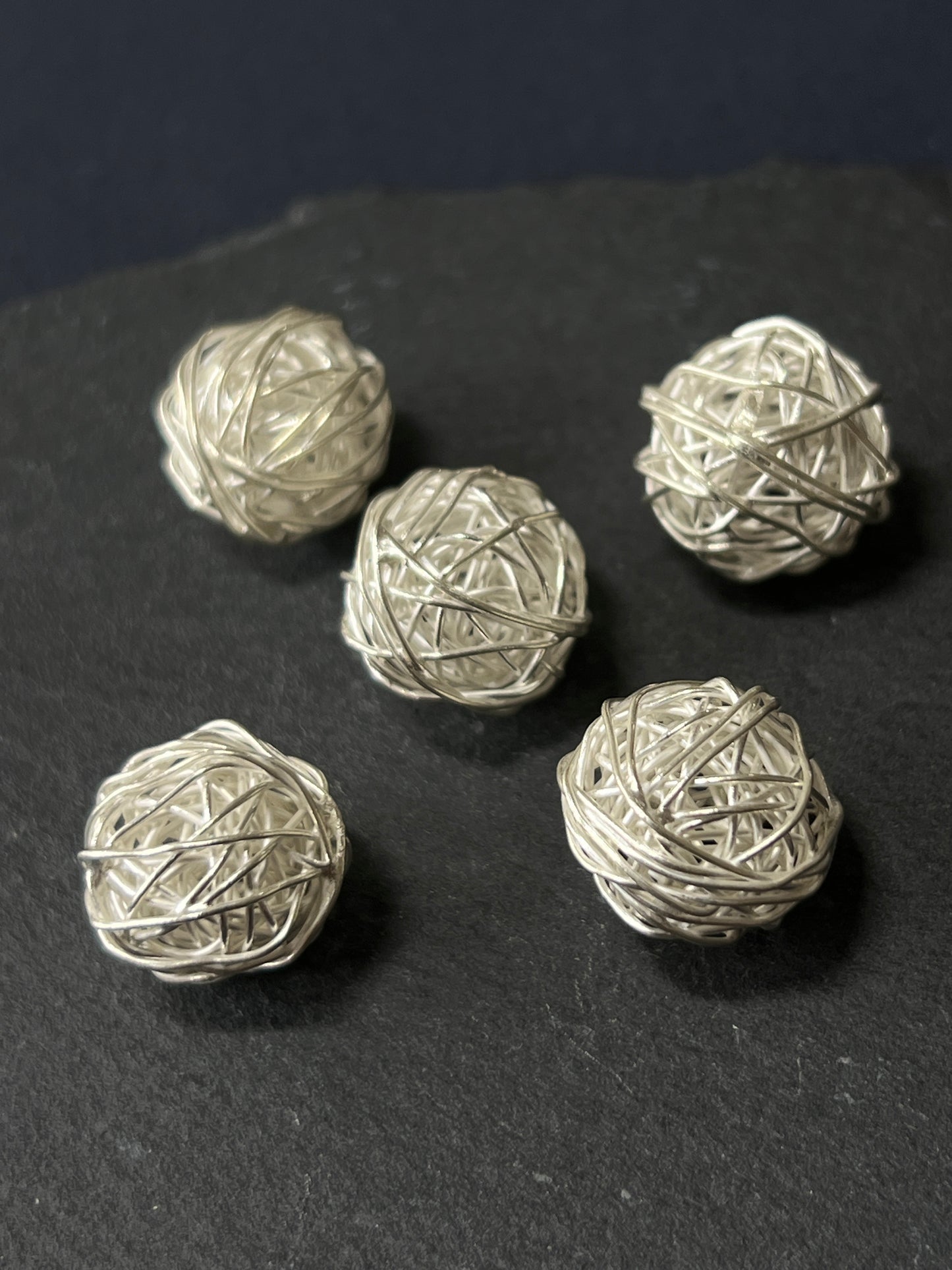 1個 カレンシルバー 貫通パーツ 16〜17×14〜15mm