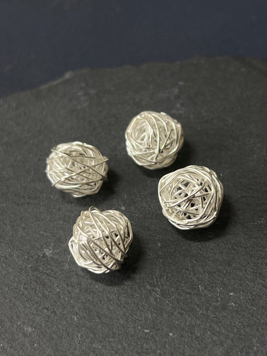 1個 カレンシルバー 貫通パーツ 12〜13×14〜15mm