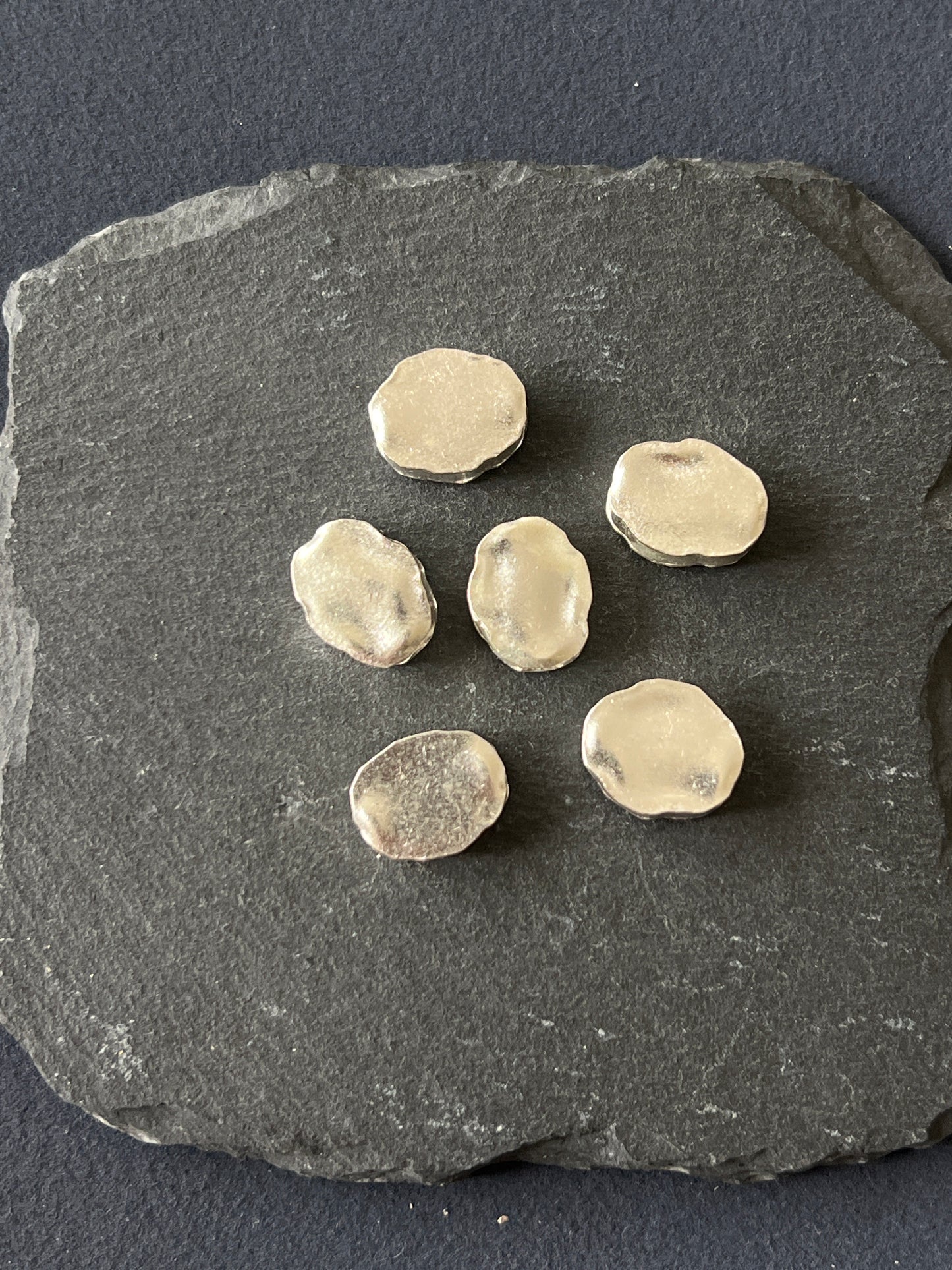 1個 カレンシルバー 貫通パーツ 14〜14.5×11.5×5mm