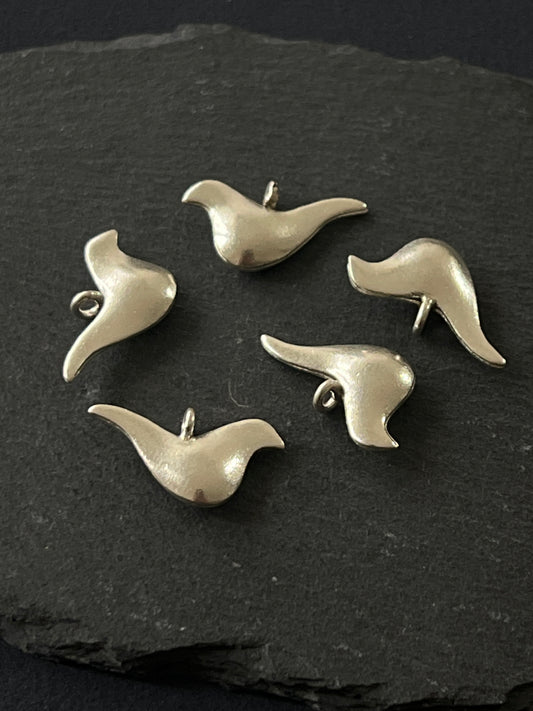 1個 カレンシルバー チャーム 鳥 24×12.5×5mm