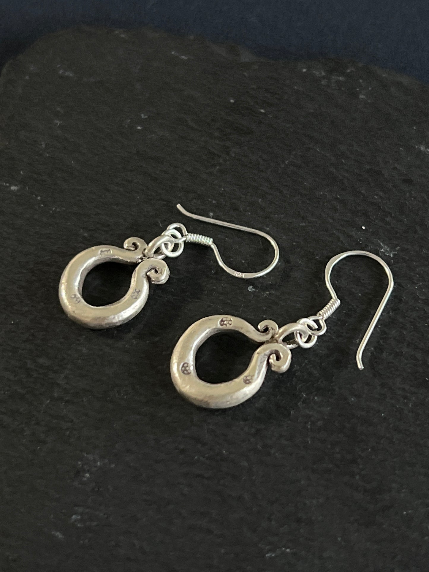 カレンシルバー フックピアス 約18×13mm フック込み高さ約34mm